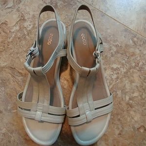 ecco size 37 sandals